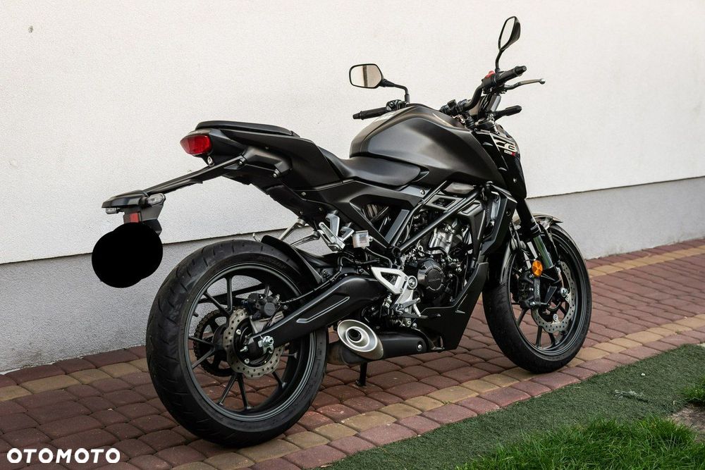 Honda CB - 3