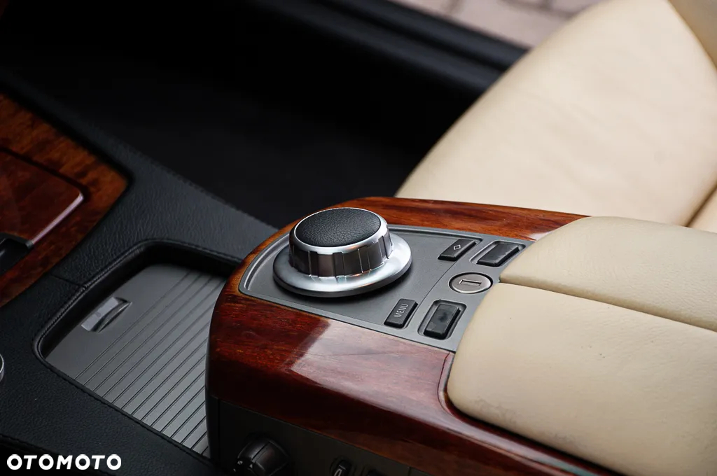 BMW Seria 7 730d - 36