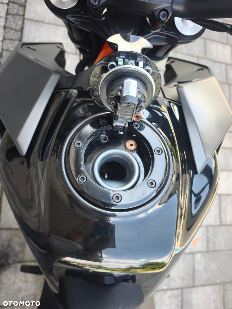 KTM Duke 390 - 32
