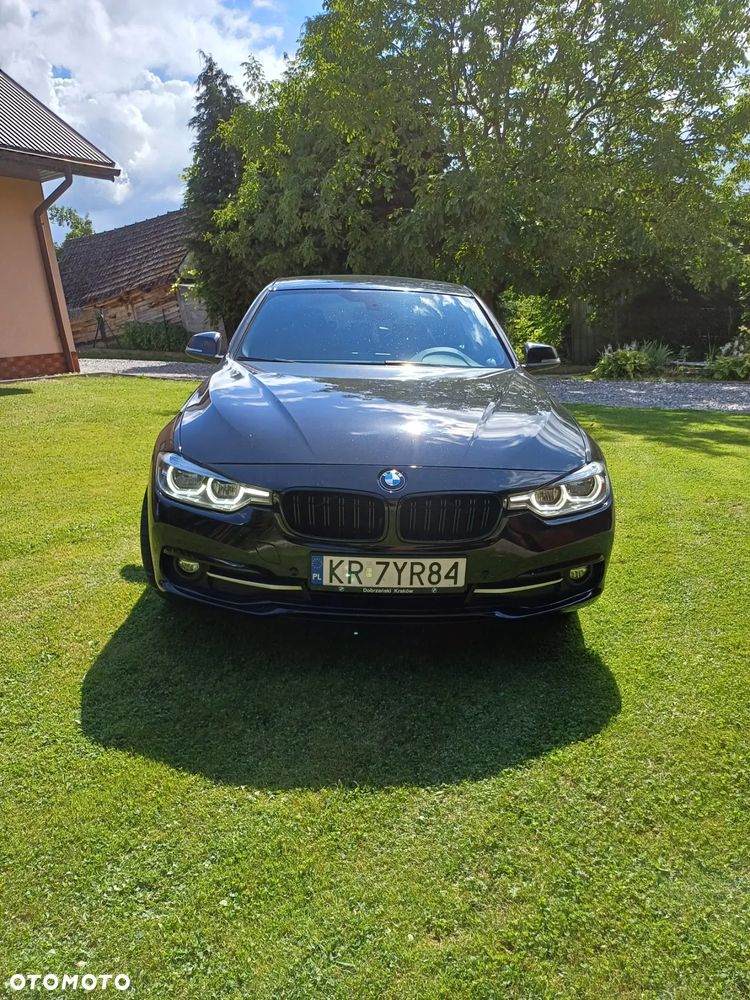 BMW Seria 3 318d - 4