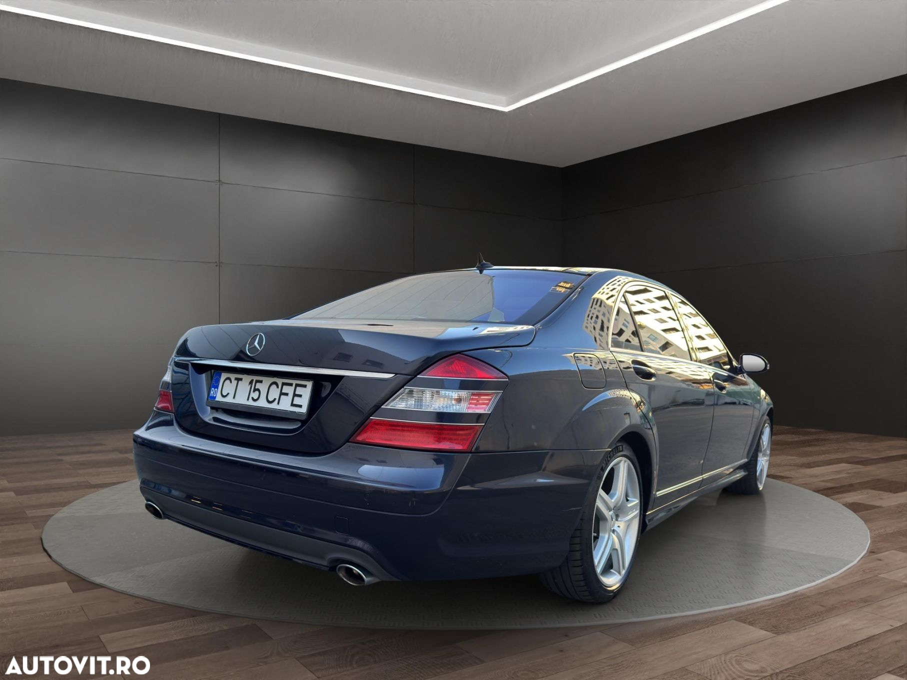 Mercedes-Benz S - 4