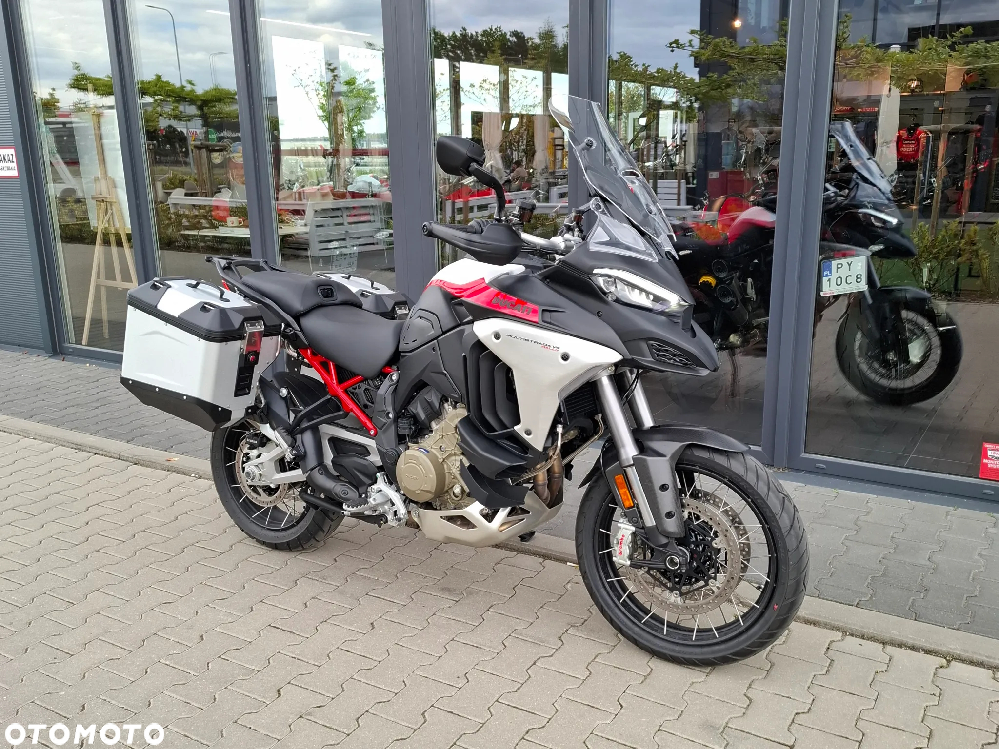 Ducati Multistrada - 8