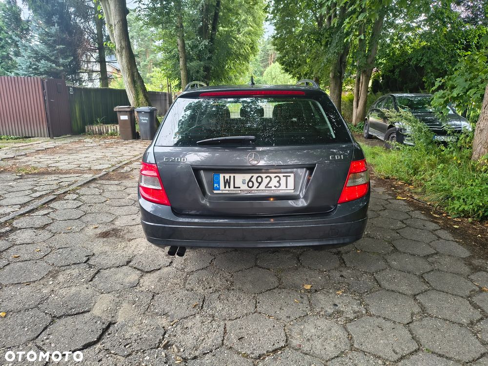 Mercedes-Benz Klasa C 200 CDI BlueEff Classic - 2