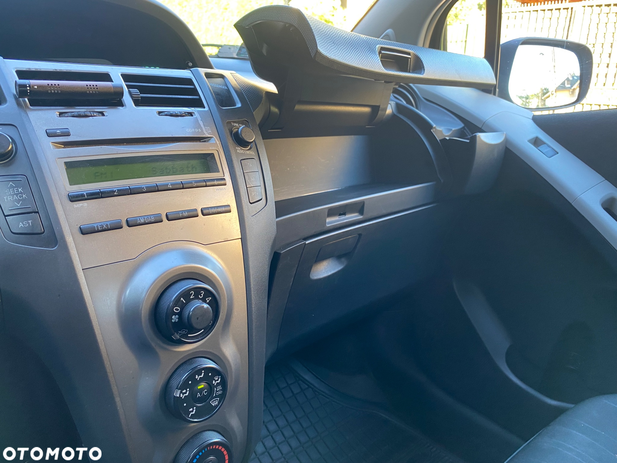Toyota Yaris 1.4 D-4D Luna A/C - 21