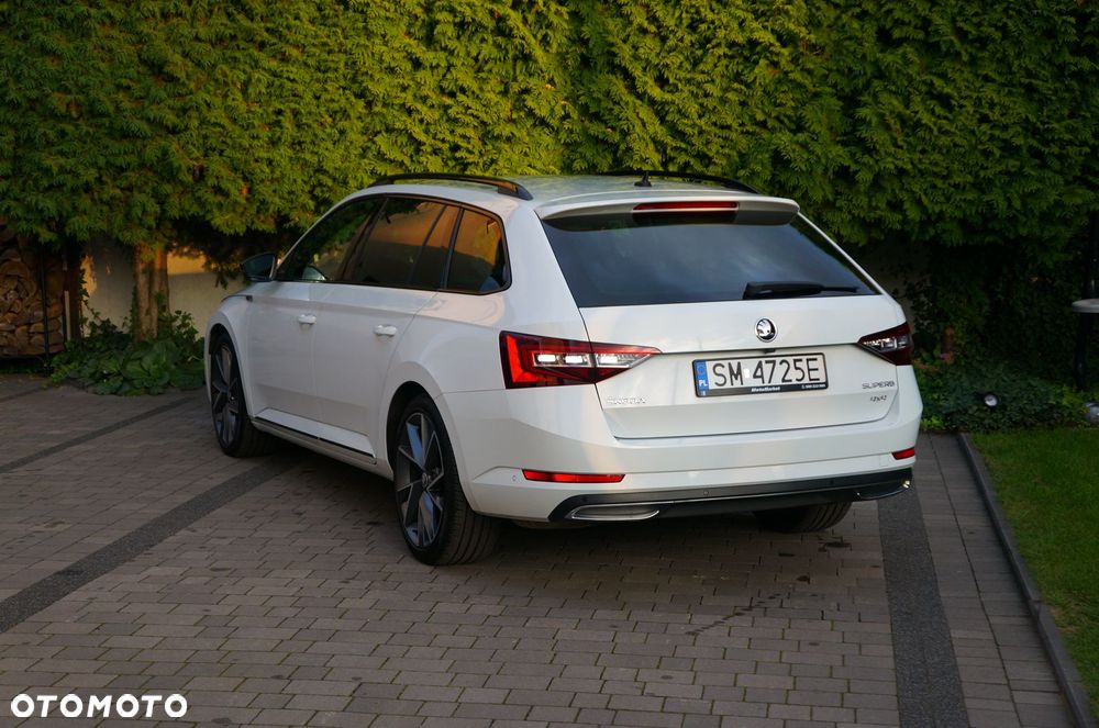 Skoda Superb 2.0 TDI 4x4 DSG SportLine - 17