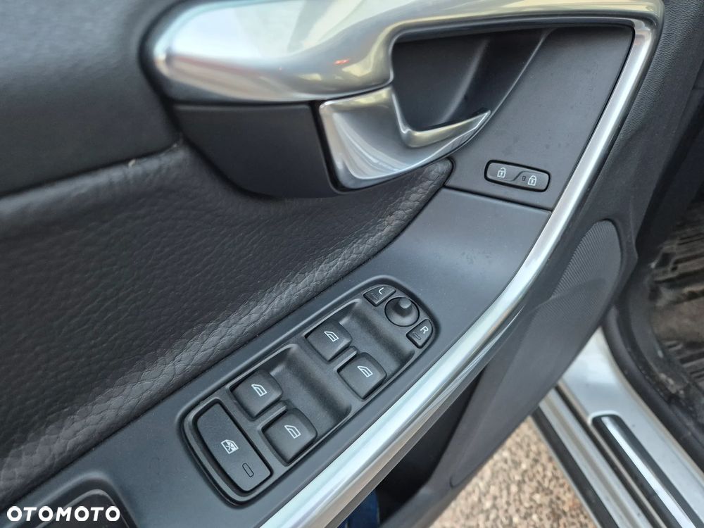 Volvo V60 D4 Edition Pro - 9
