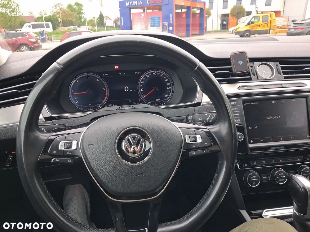 Volkswagen Passat 1.6 TDI SCR DSG Business - 7