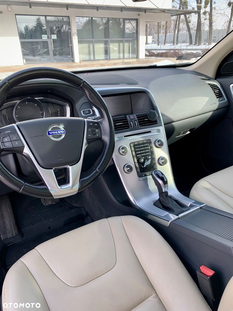 Volvo XC 60 D4 Drive-E Summum - 16