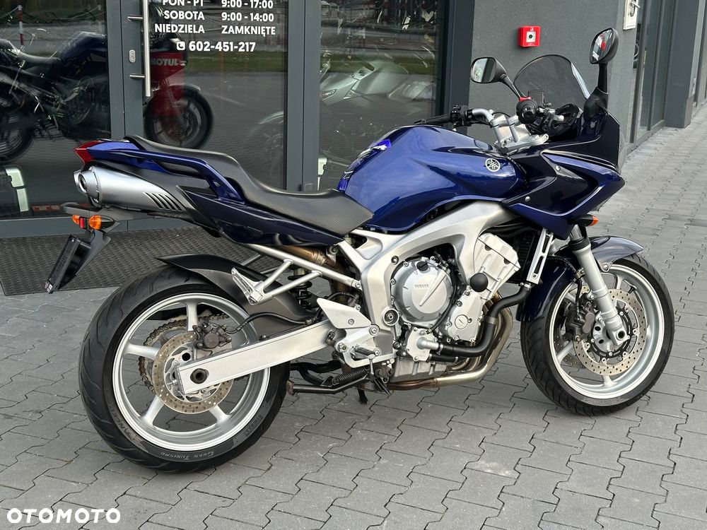 Yamaha FZ6 - 4