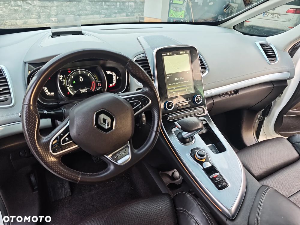 Renault Espace 1.6 dCi Energy Initiale Paris EDC 7os - 12