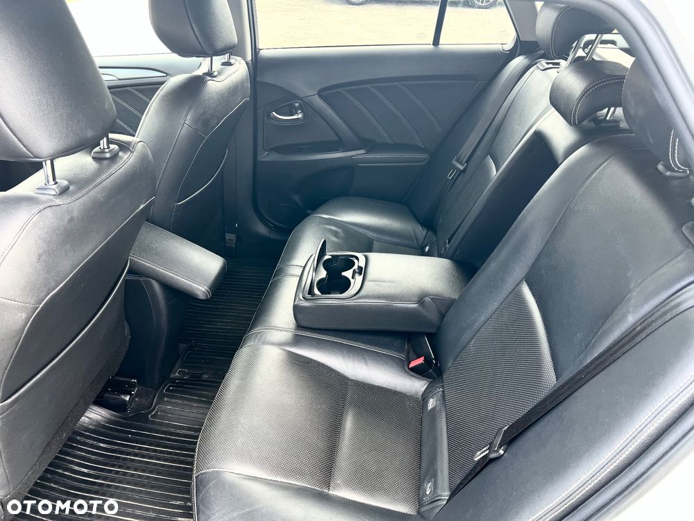 Toyota Avensis 1.8 Prestige MS - 5