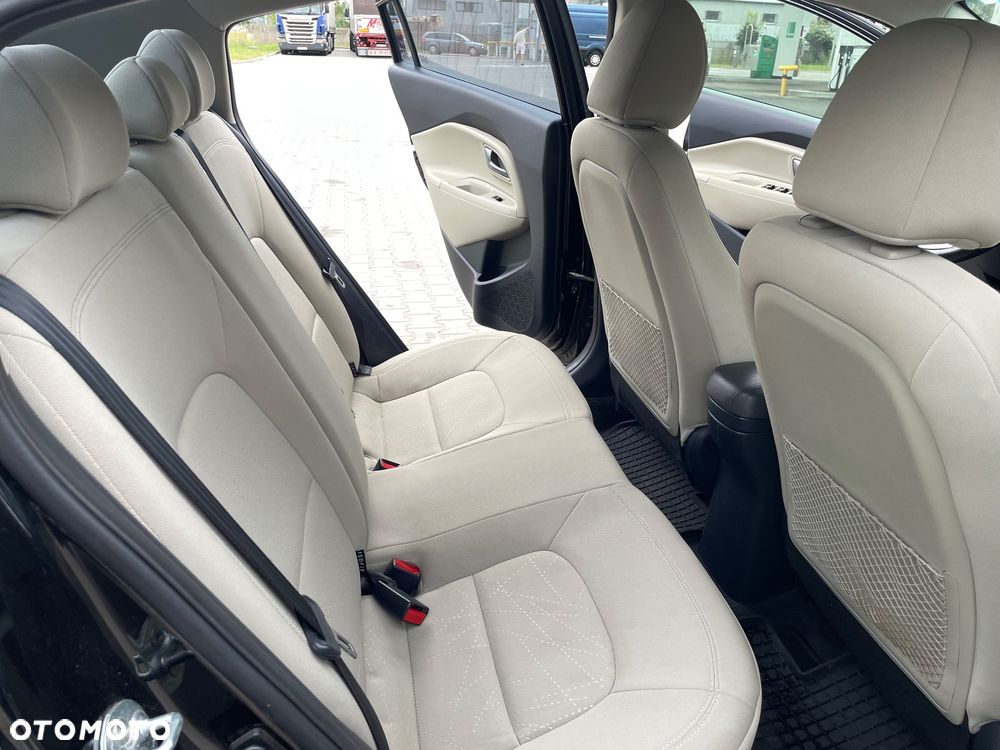 Kia Rio 1.4 XL - 17