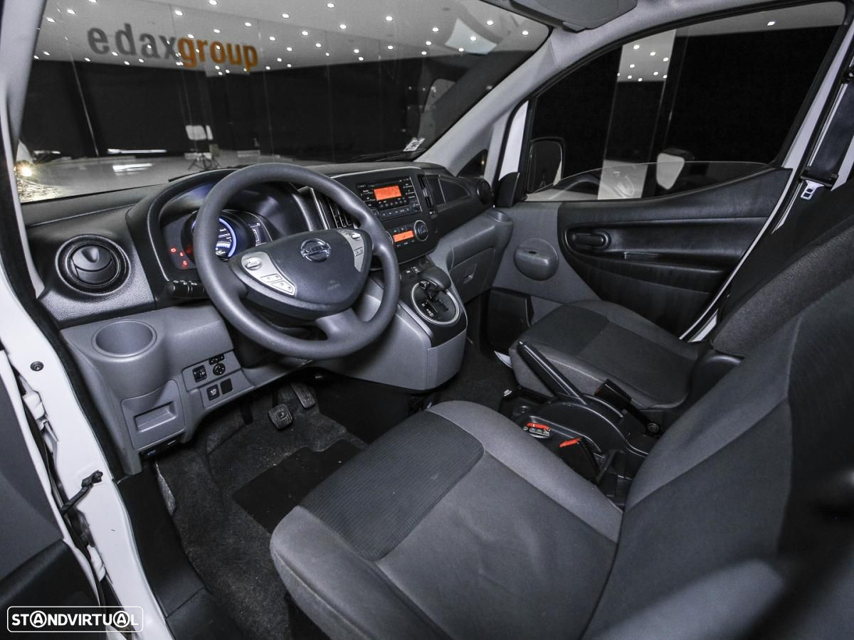 Nissan NV200 - 14