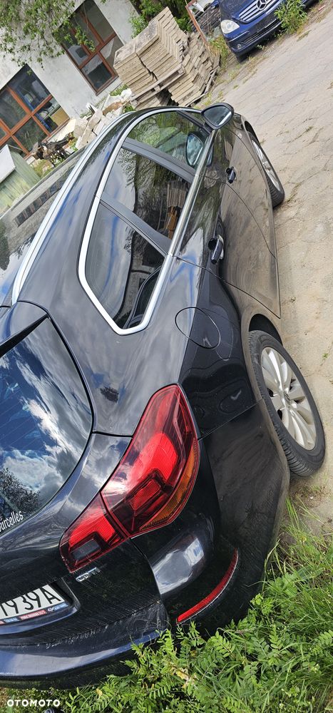 Opel Astra 1.7 CDTI Cosmo - 3