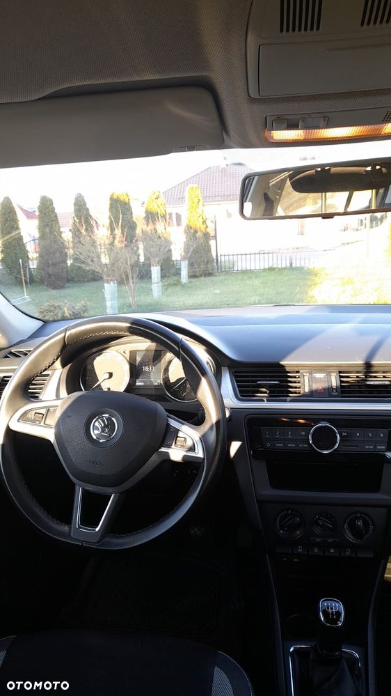 Skoda RAPID 1.2 TSI Ambition - 8