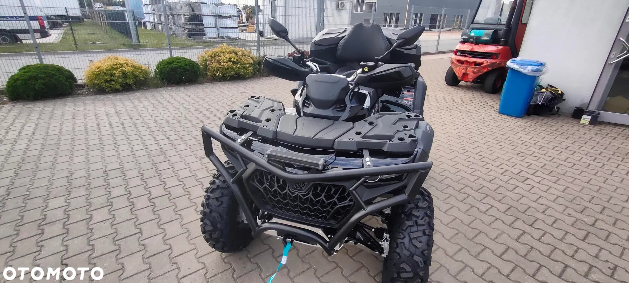 CFMoto CForce - 9