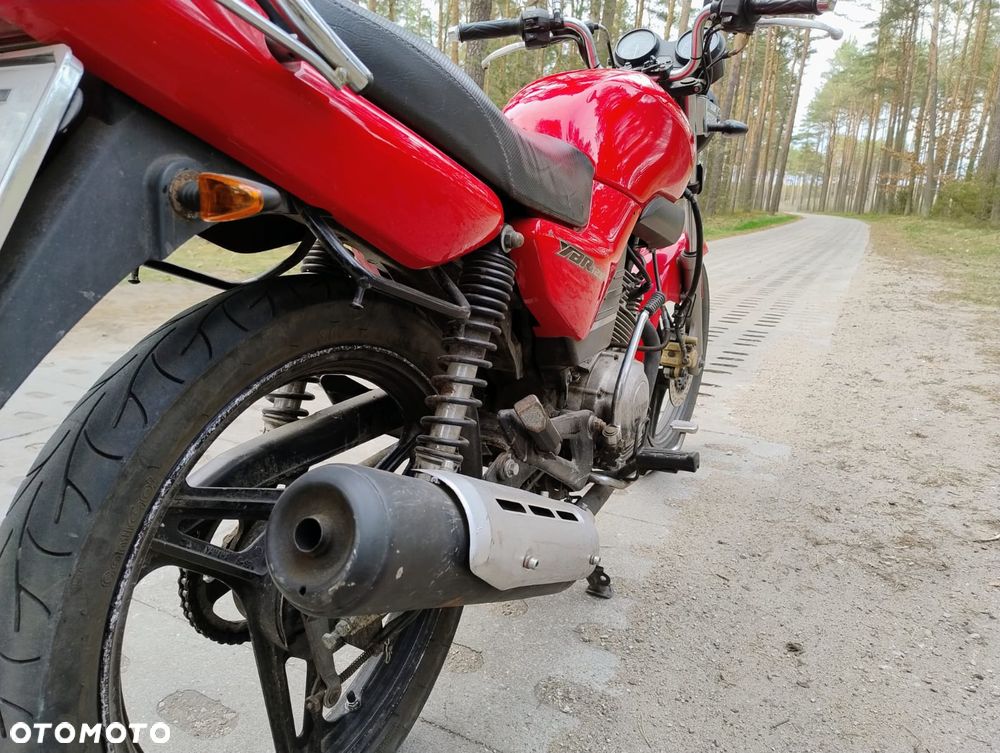 Yamaha YBR - 4