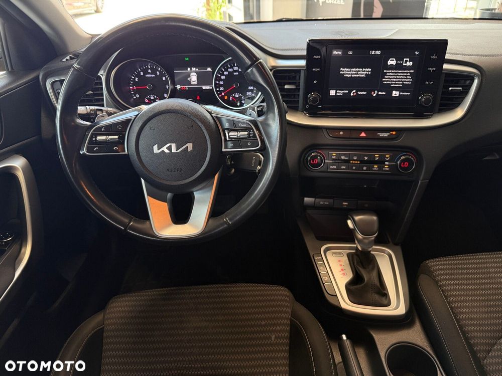 Kia XCeed - 18