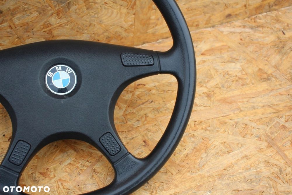 Kierownica BMW e32 e34 oryginalna czteroramienna 1152896 - 3