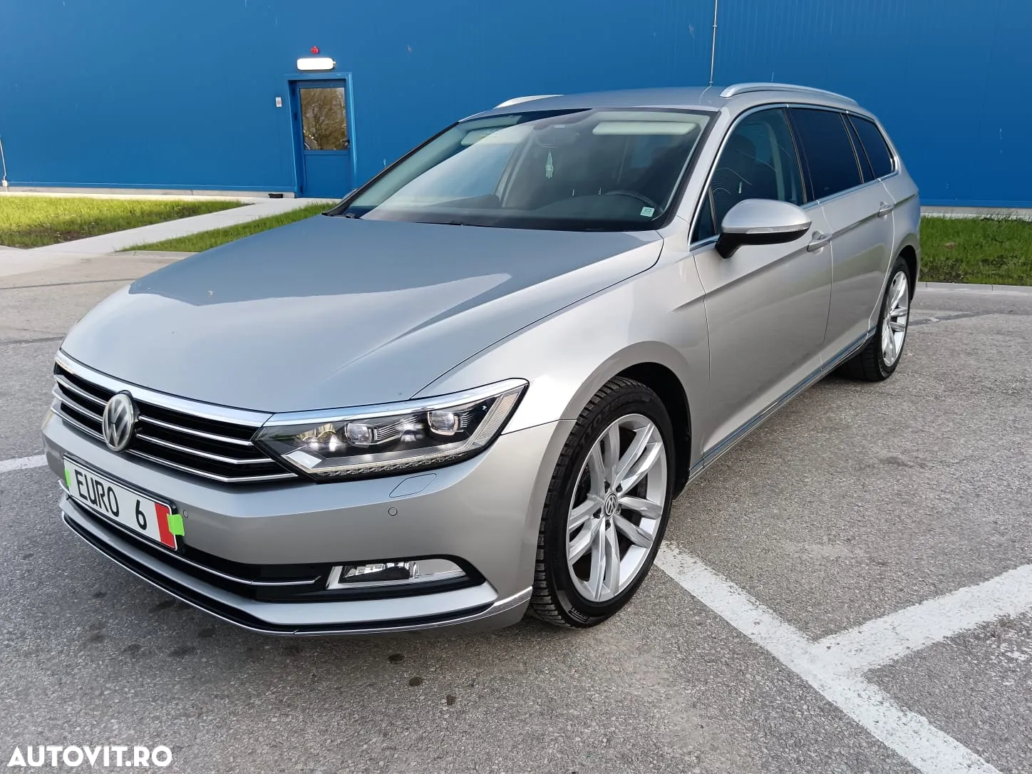 Volkswagen Passat Variant 2.0 TDI DSG Highline - 2