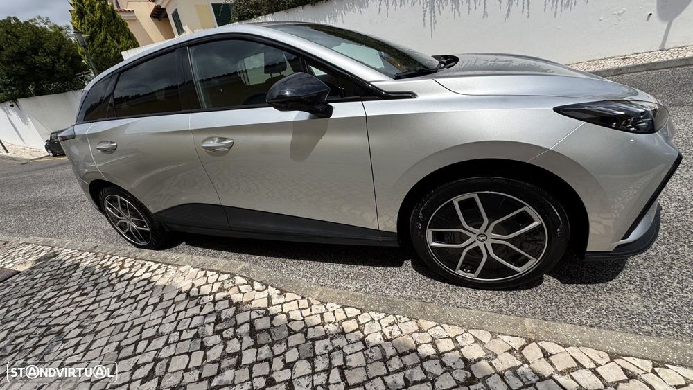 MG MG4 64 kWh Luxury - 14