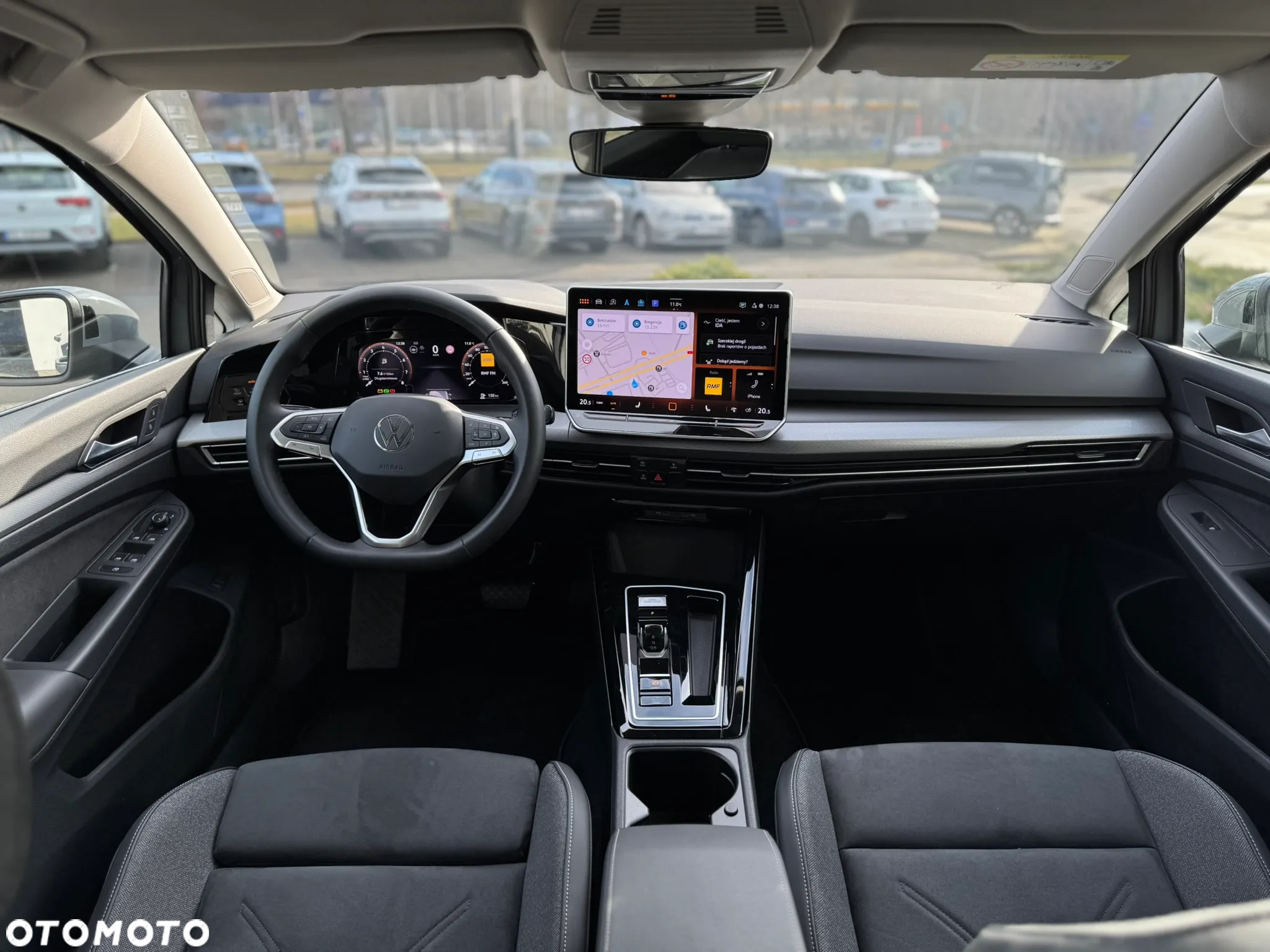 Volkswagen Golf Variant 1.5 eTSI OPF DSG Style - 32