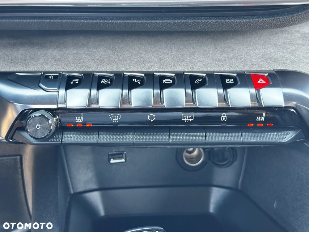 Peugeot 3008 BlueHDi 180 Stop & Start EAT8 GT - 35
