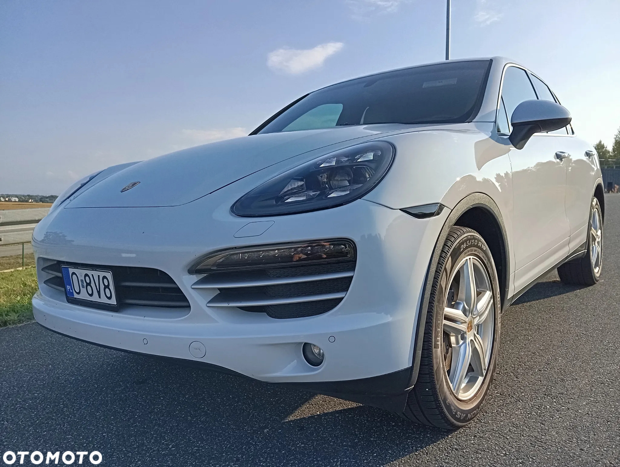 Porsche Cayenne Platinum Edition - 2