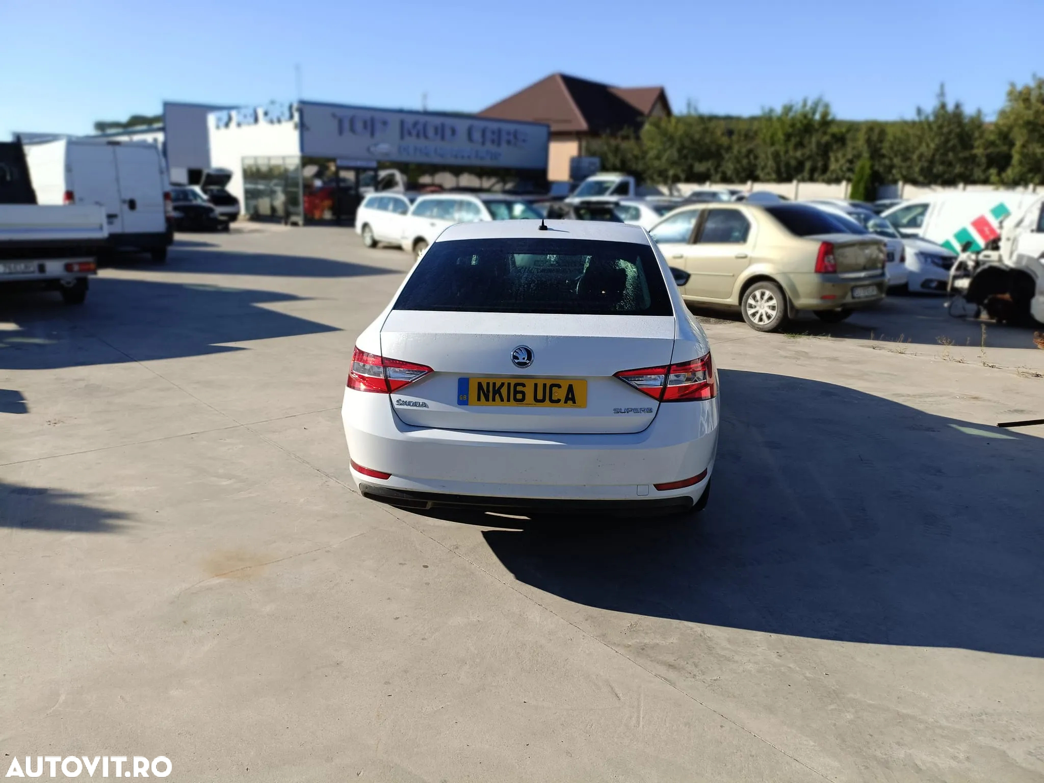 Dezmembram Skoda Superb 3 - 3