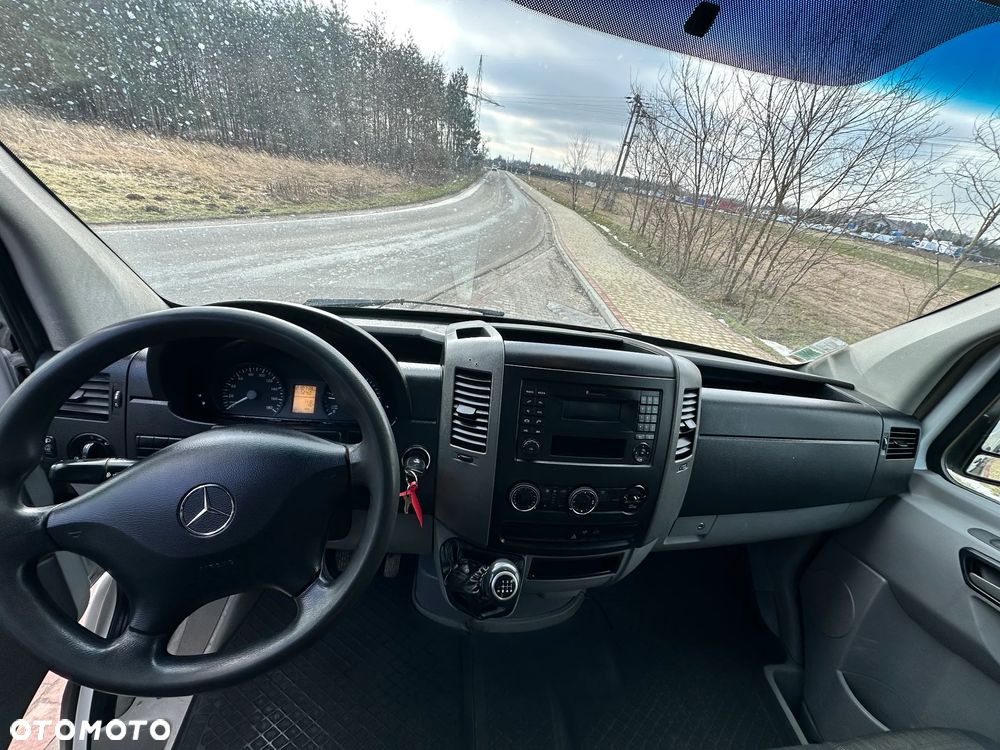 Mercedes-Benz Sprinter 513 - 9