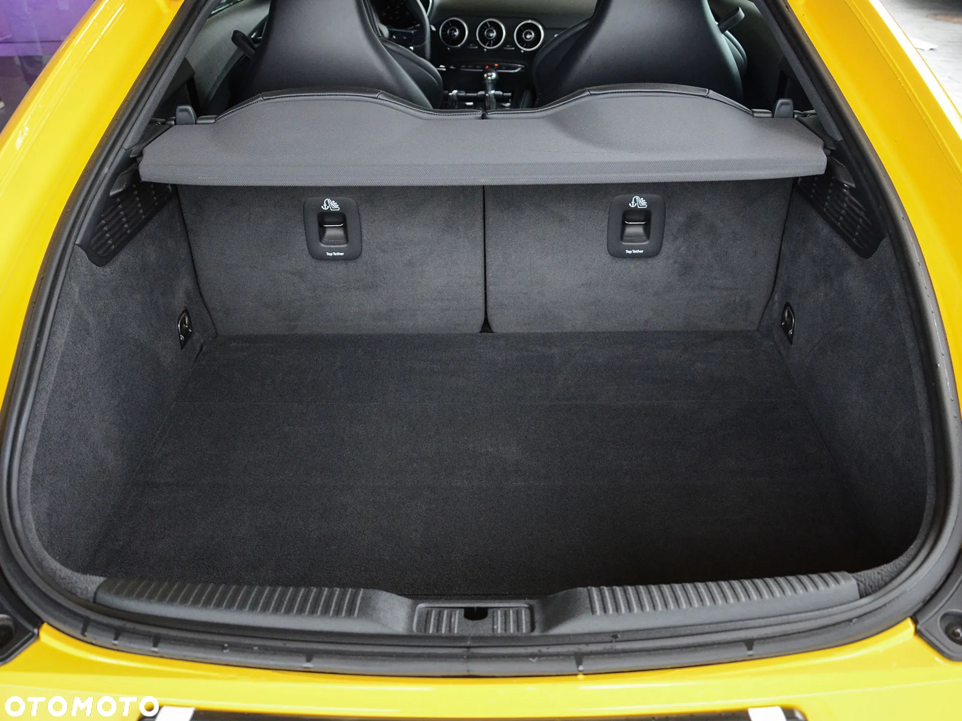 Audi TT Coupé - 14