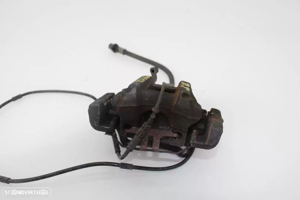 PINÇA TRAVÃO TRASEIRA DIREITA BMW 1 2018 -T.D. - 1