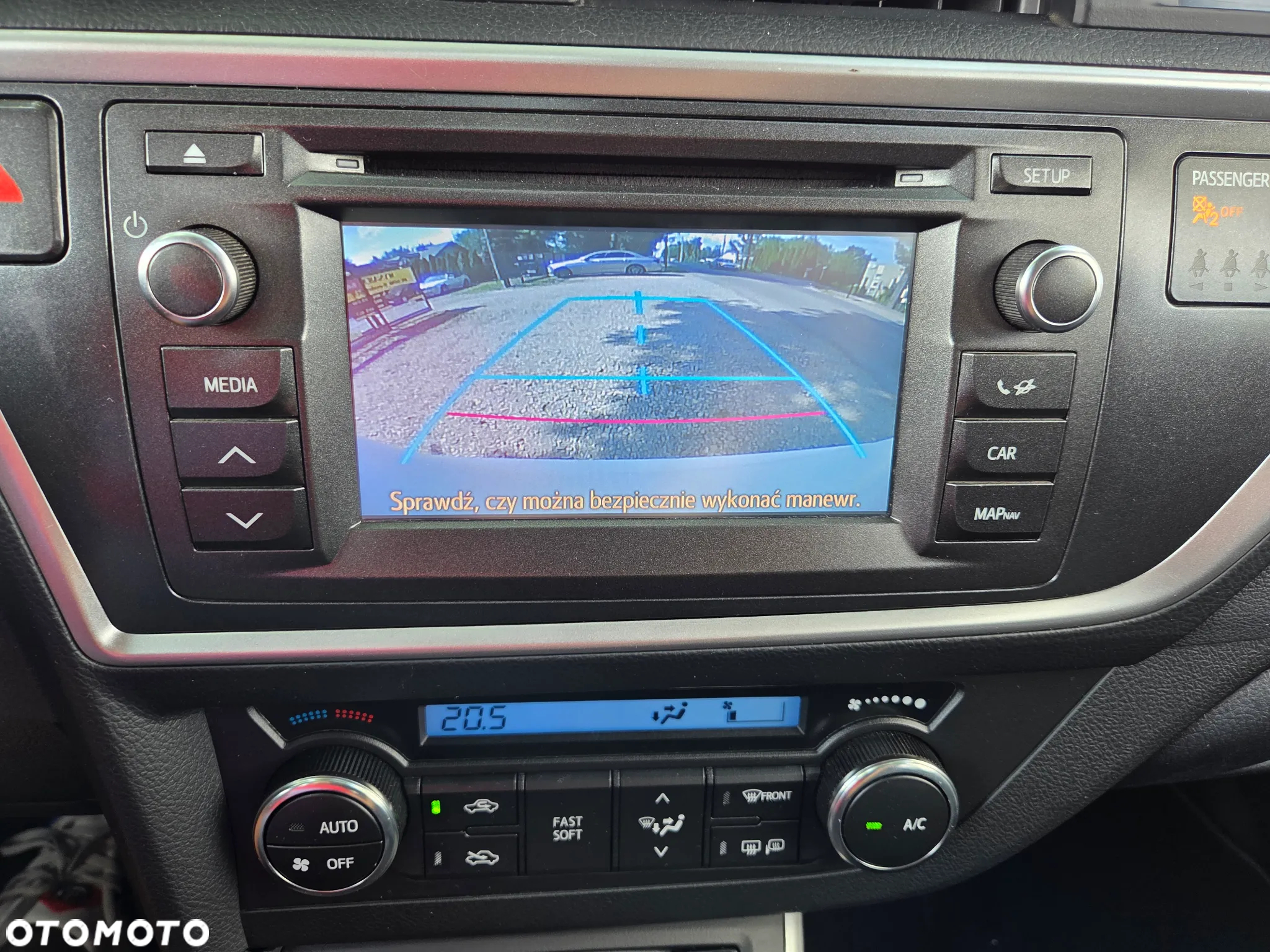 Toyota Auris 1.8 VVT-i Hybrid Automatik Comfort - 13