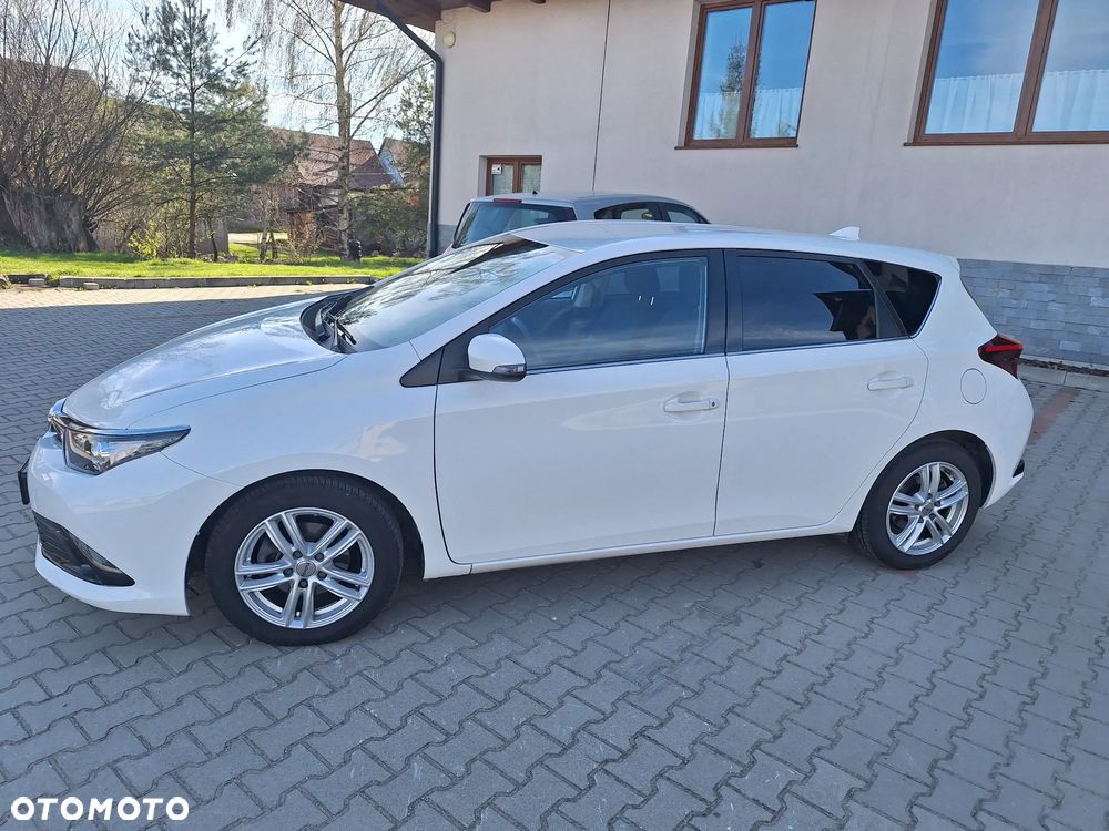 Toyota Auris 1.2 Turbo Design Edition - 30