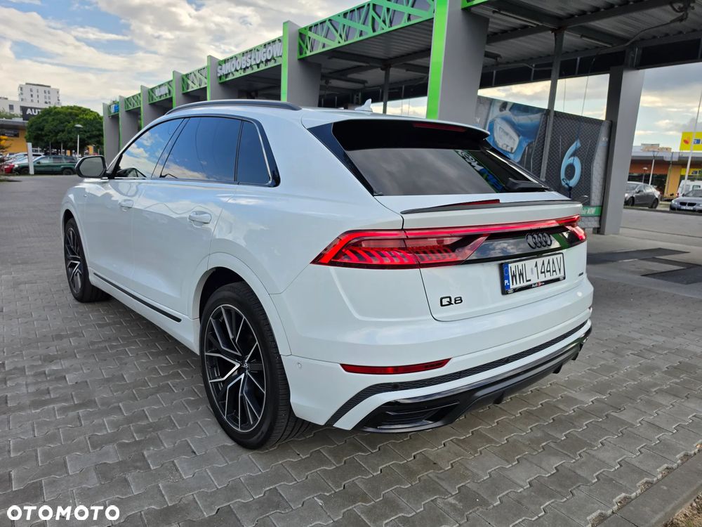 Audi Q8 55 TFSI mHEV Quattro Tiptronic - 11