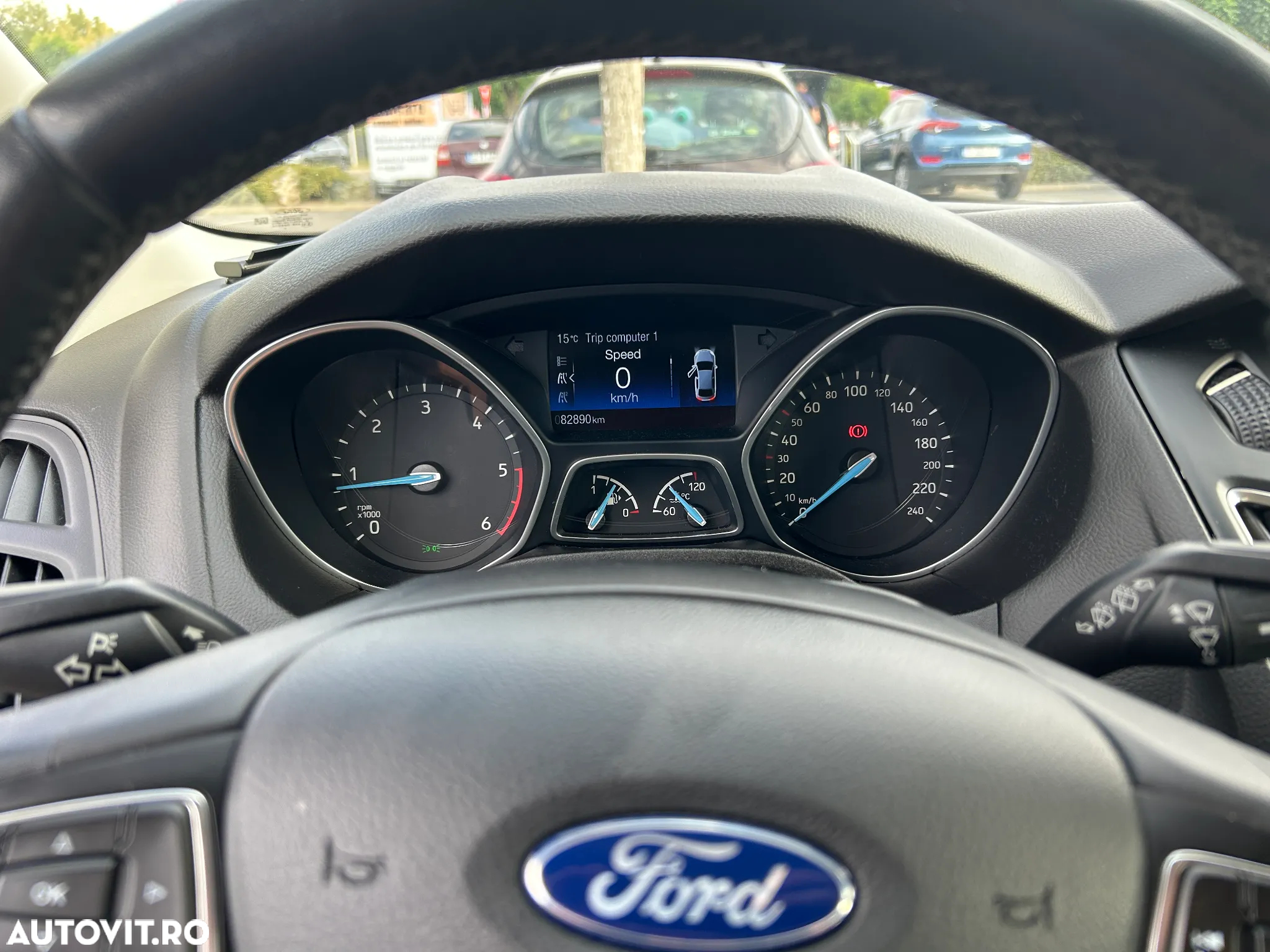 Ford Focus 1.5 TDCi Trend - 11