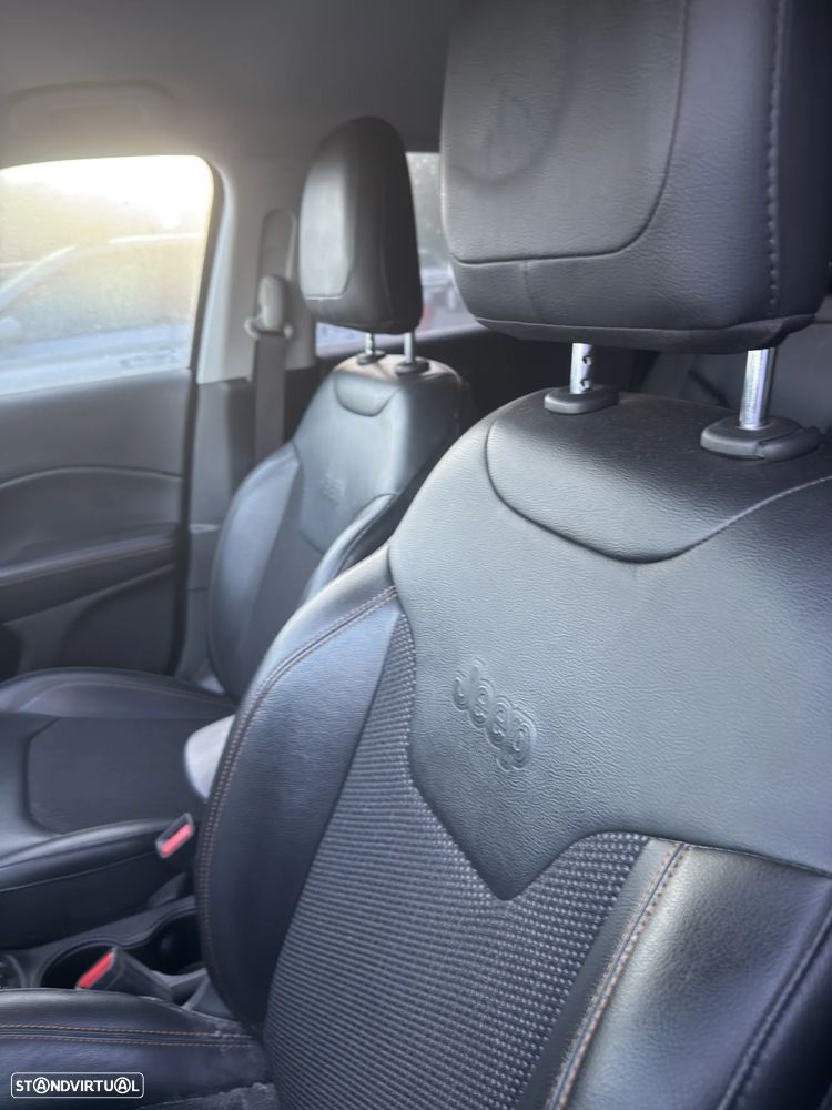 Jeep Compass - 4