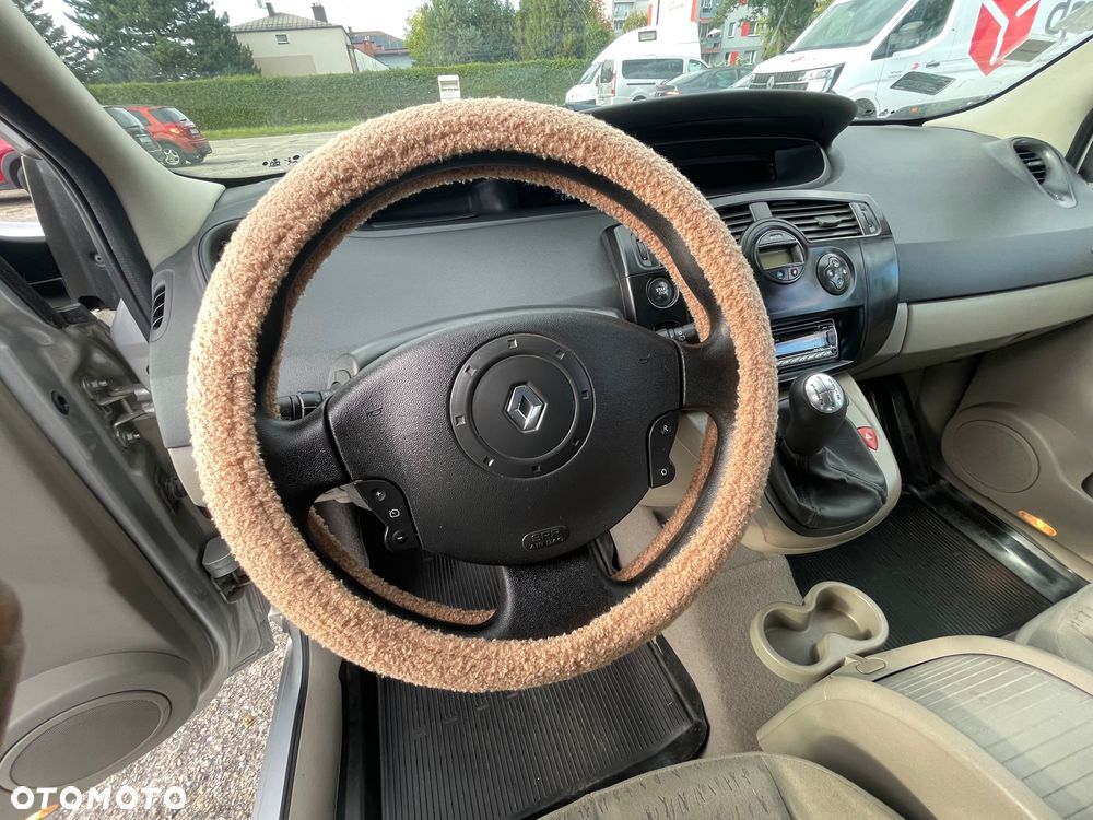 Renault Scenic - 12