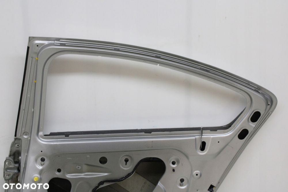 OPEL AMPERA CHEVROLET VOLT 10R- GAN DRZWI PRAWE TYLNE PRAWY TYŁ - 8