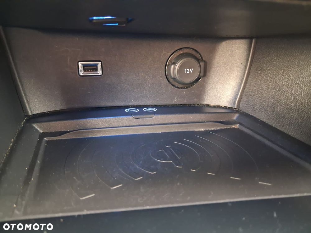 Peugeot 3008 PureTech 130 Stop & Start GPF Allure Business-Paket - 22