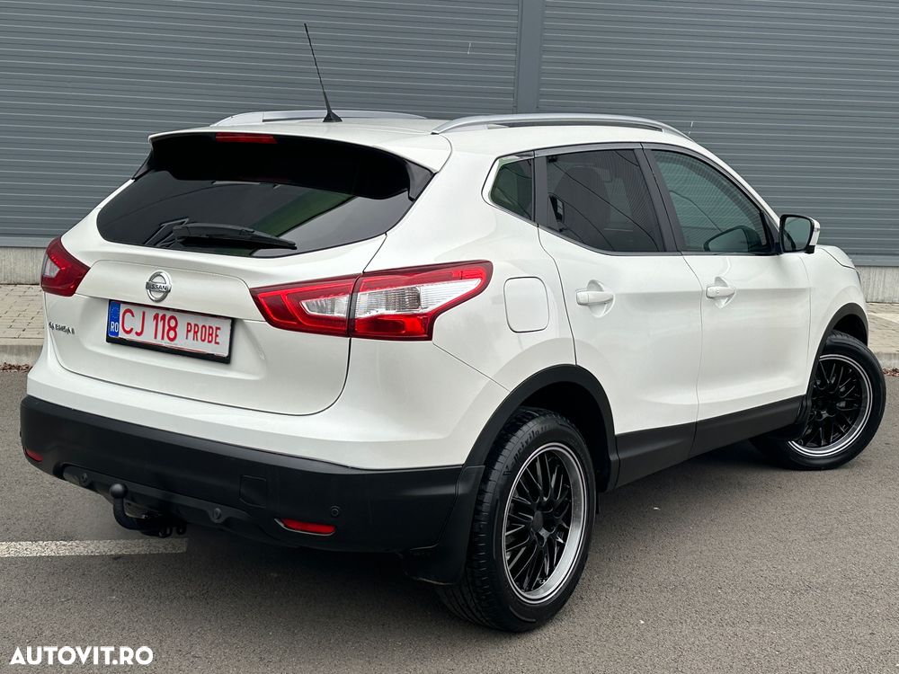 Nissan Qashqai 1.6 DIG-T TEKNA - 4