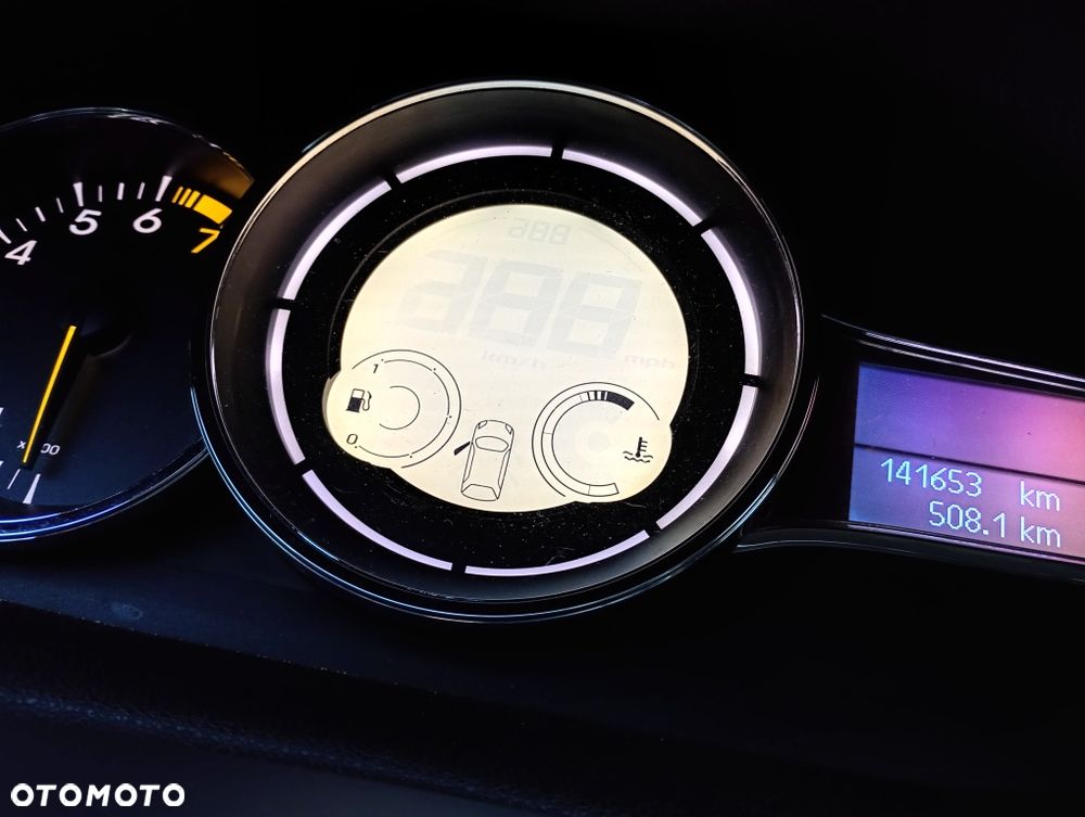 Renault Megane - 8