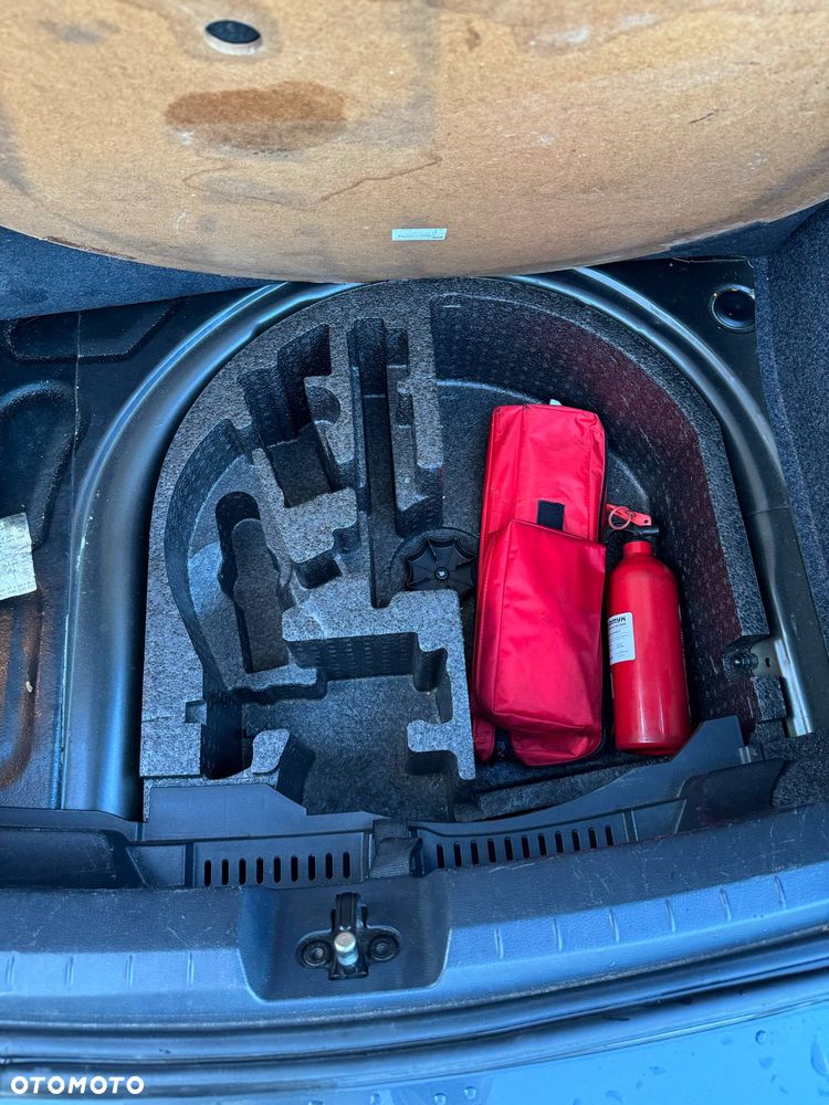 Seat Ibiza SC 1.2 12V Reference - 8