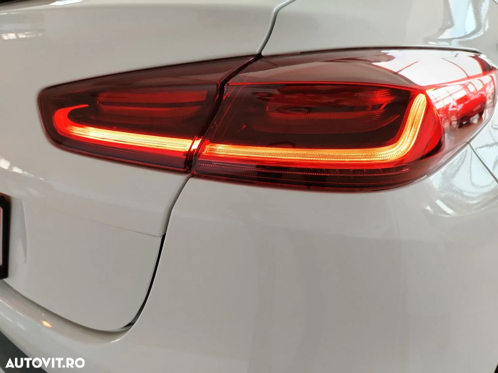 Kia XCeed 1.5 T-GDI 7DCT City - 24