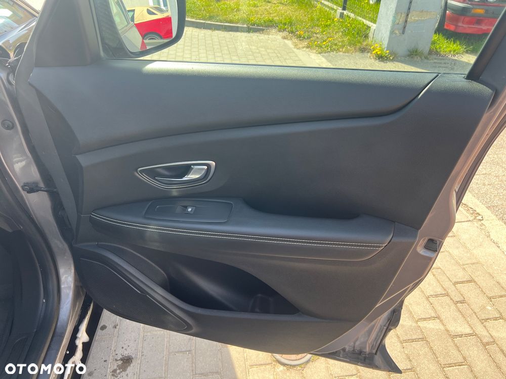 Renault Scenic ENERGY TCe 130 INITIALE PARIS - 21