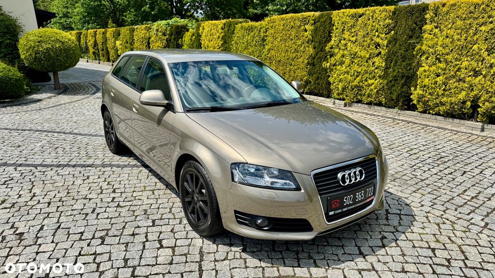 Audi A3 Sportback - 2