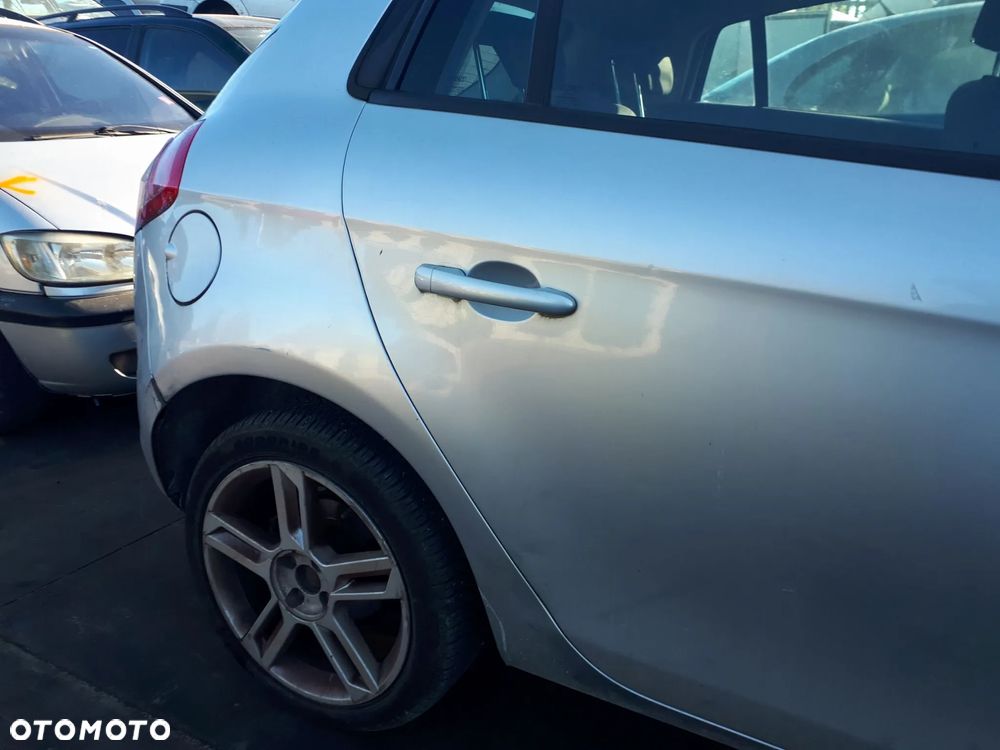 FIAT BRAVO II 07-10 1.6 MULTIJET ALTERNATOR - 9