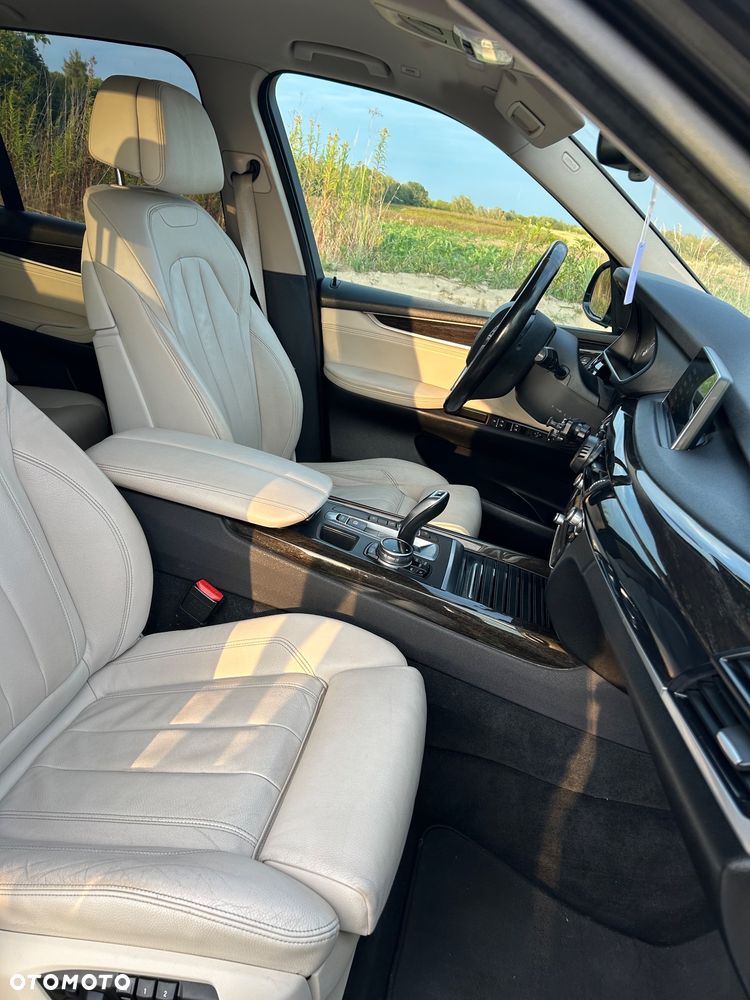 BMW X5 xDrive30d - 25