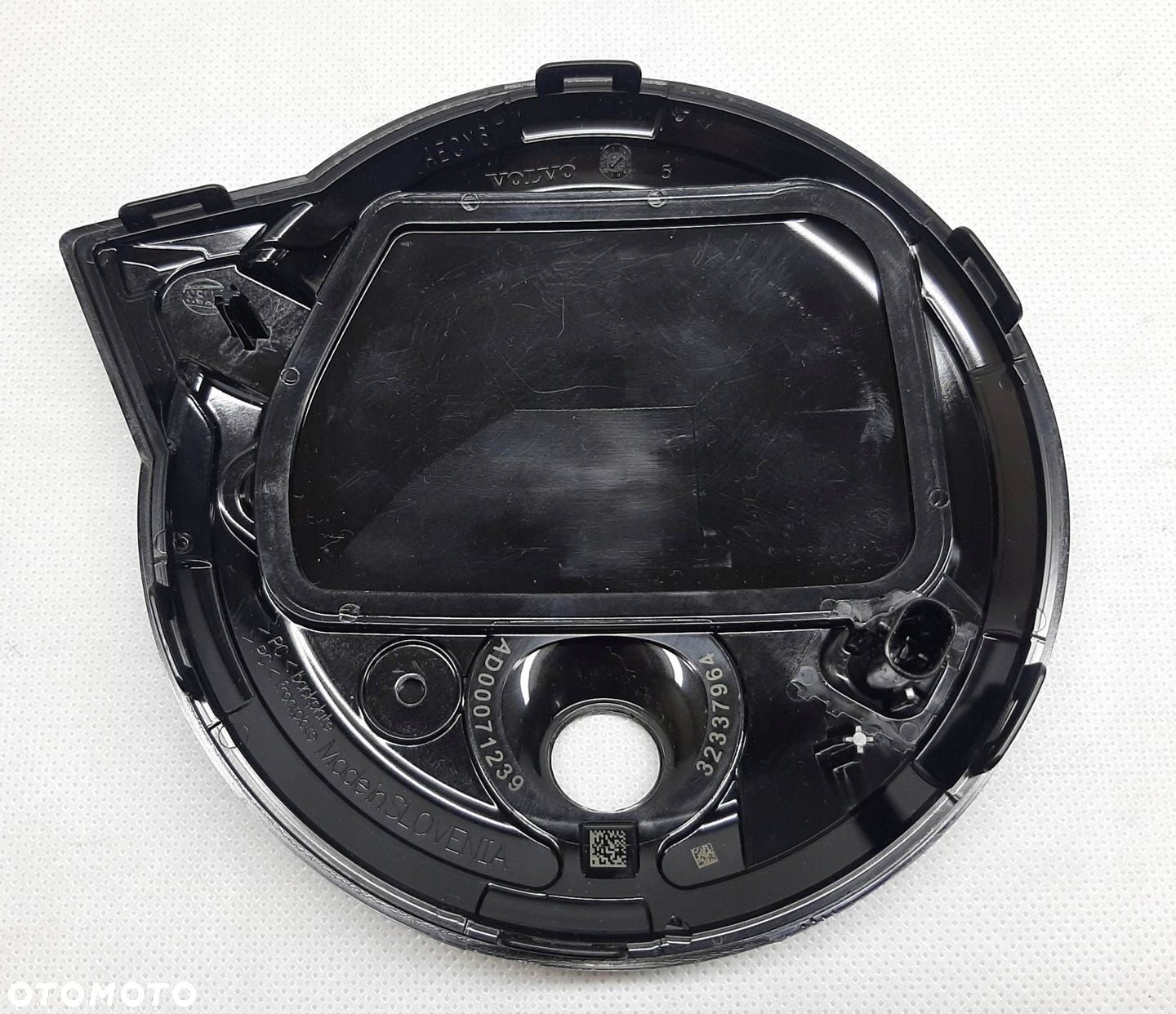Volvo V90 XC90 S90 Znaczek Emblemat 32337964 NOWY - 4