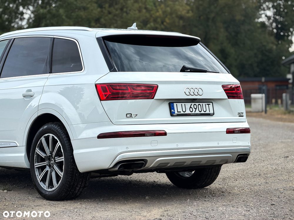 Audi Q7 - 7